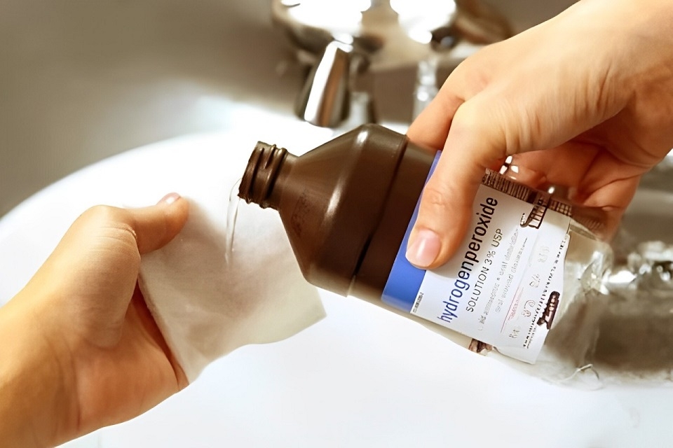 Cách làm sạch thớt gỗ 7