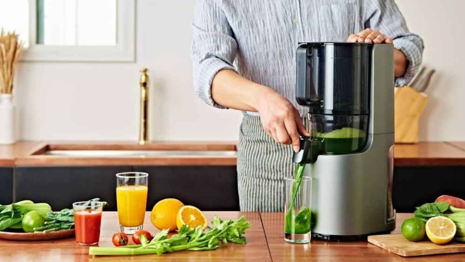 Mỗi chiếc máy ép trái cây thường có từ 2 - 3 tốc độ ép