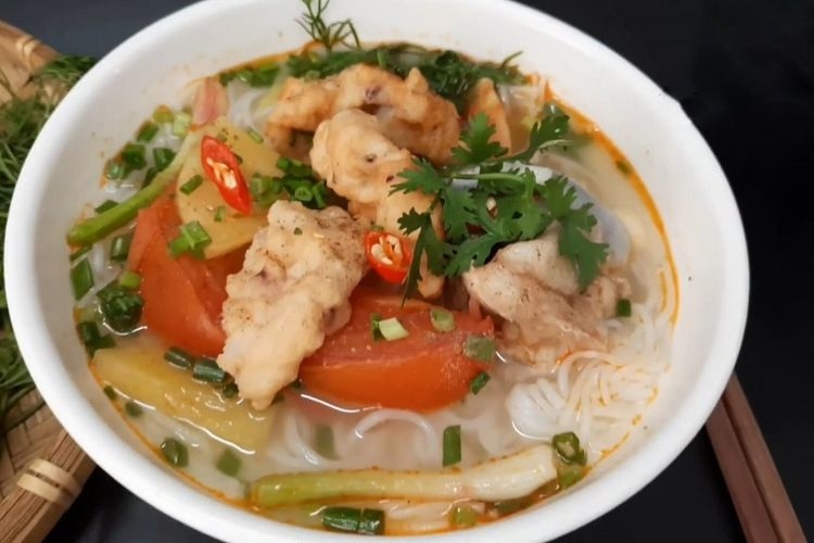 Bún chả mực