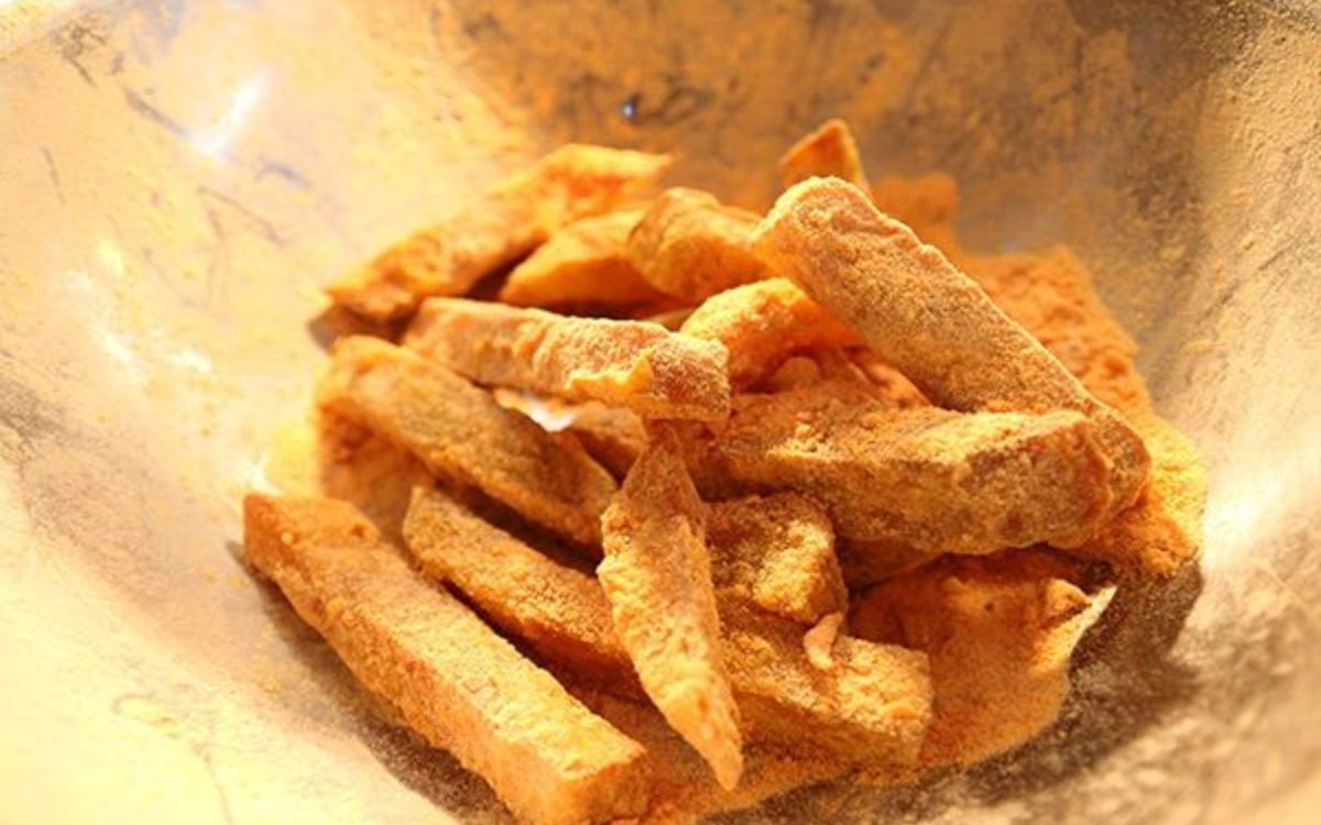 Khoai lang lắc phô mai (ảnh 8)