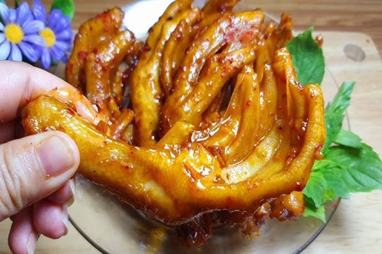 Chân vịt làm gì ngon? TOP các món ngon dễ dàng làm tại nhà được chế biến từ chân vịt - Hình 2