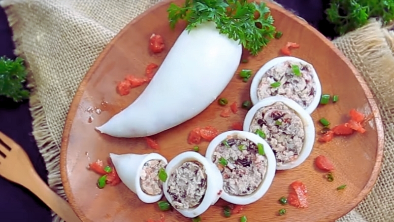 Thành phẩm mực nhồi thịt hấp bia