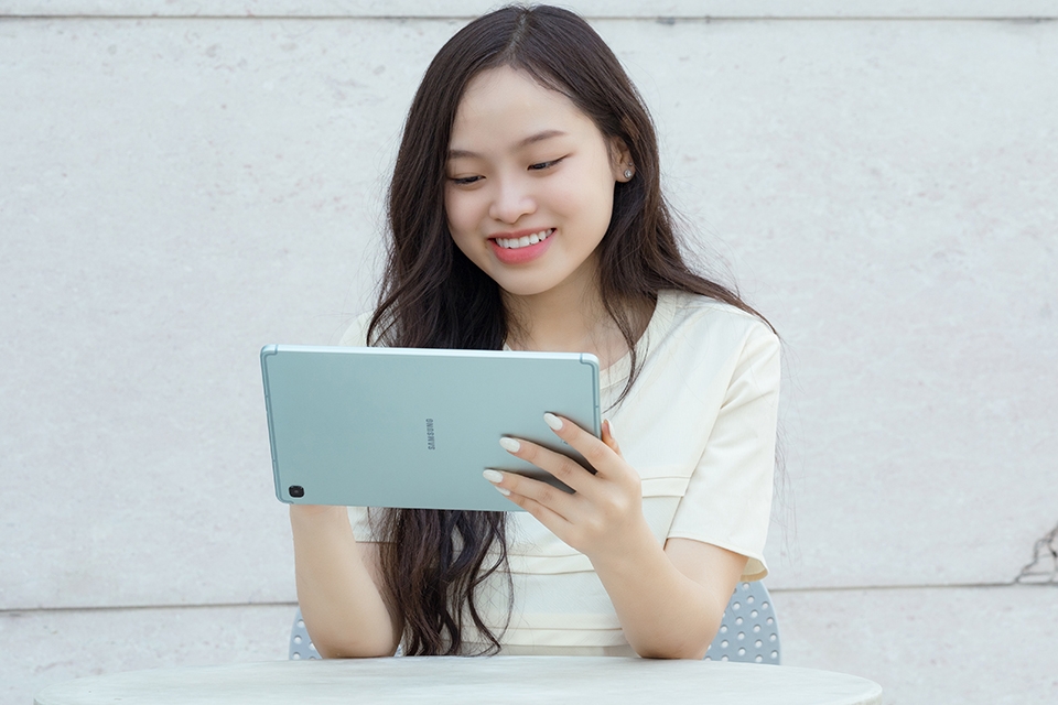 Nghỉ hè trọn vẹn hơn cùng Samsung Galaxy Tab S6 Lite 20