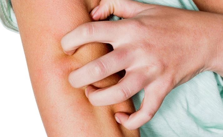 Có nên để quần áo trong máy giặt qua đêm 4