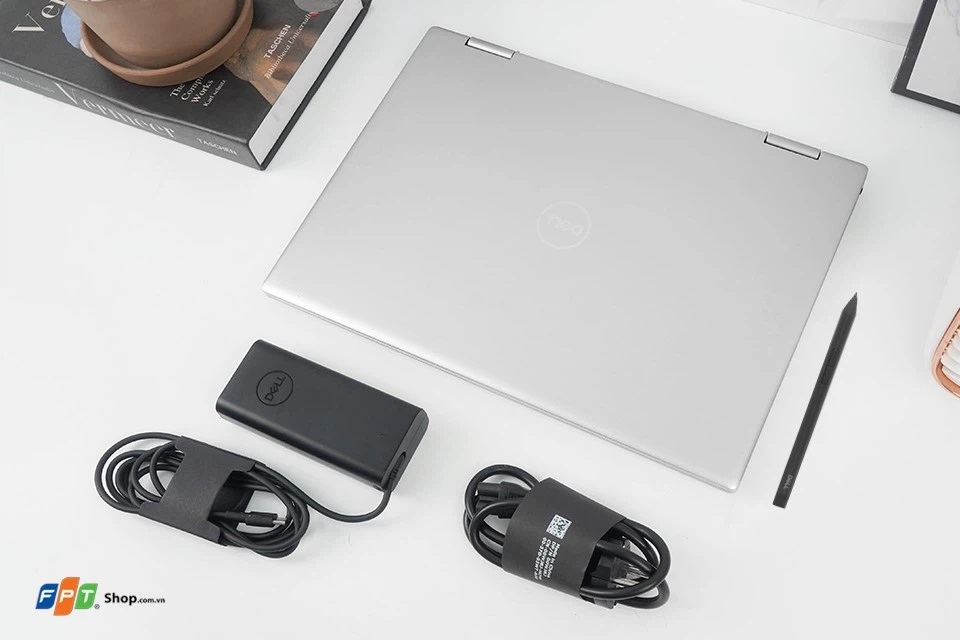 Laptop Dell Inspiron 14 2in1 T7430 i5 1335U/8GB/512GB/14.0"FHD/ Win11/Office HS21/Bút