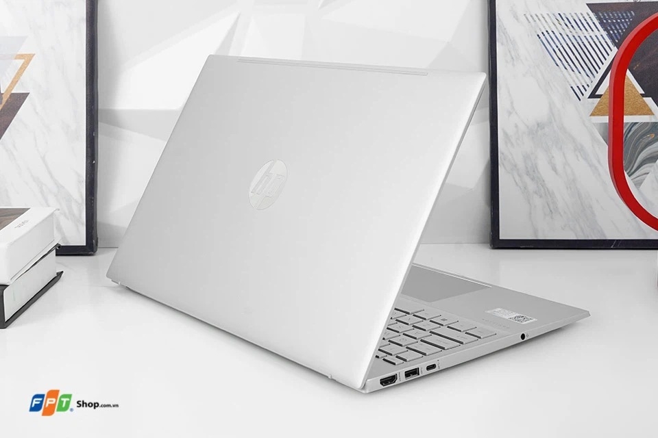 Laptop 18 triệu (hình 4)