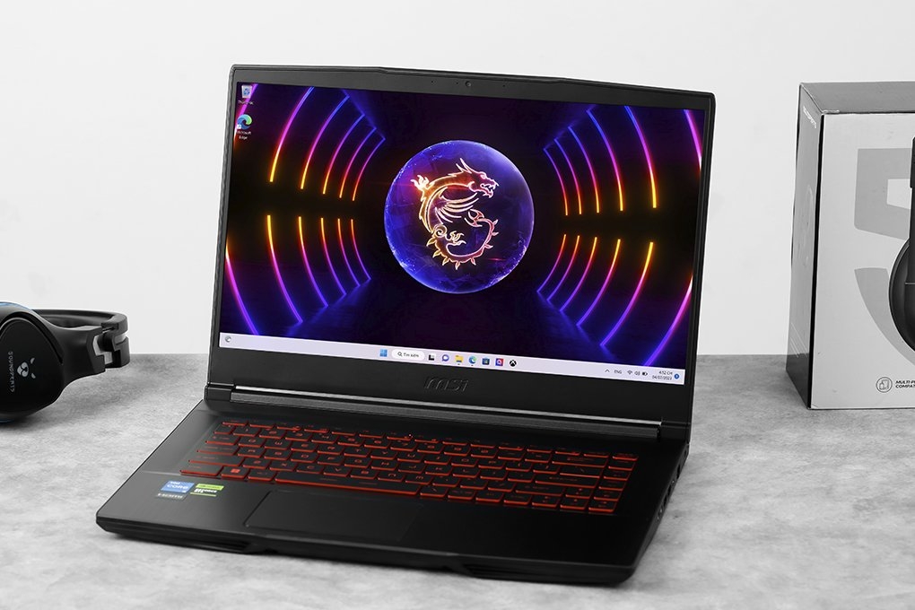 laptop vẽ autocad tốt nhất 2024 4