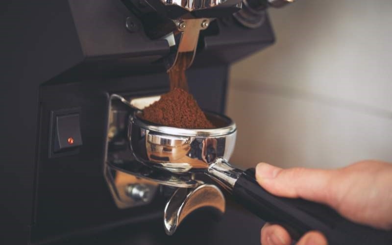Cách điều chỉnh máy pha và máy xay cà phê cụ thể - Các lỗi thường gặp phải và cách khắc phục 2