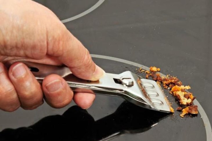 Vệ sinh bếp hồng ngoại cụ thể ra sao? Bí quyết giữ cho bếp luôn sáng bóng như mới 3