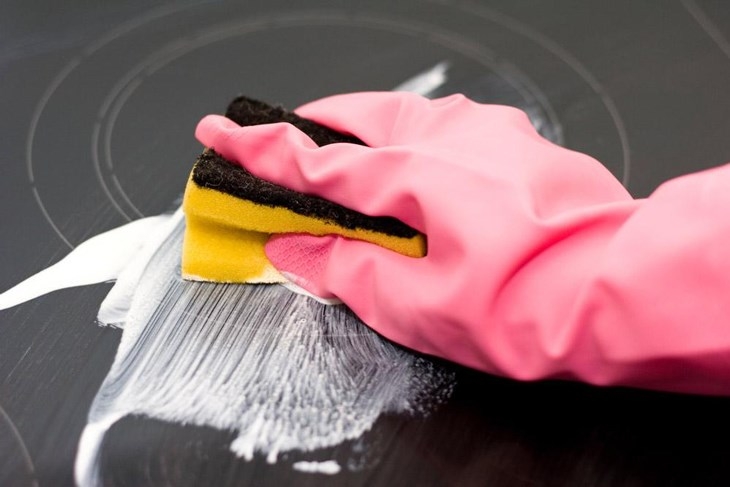 Vệ sinh bếp hồng ngoại cụ thể ra sao? Bí quyết giữ cho bếp luôn sáng bóng như mới 4