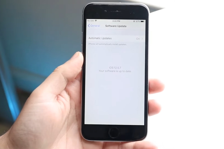 Phiên bản cập nhật phần mềm cuối cùng của iPhone 6 là iOS 12.5.7. Ảnh chụp màn hình: LoFi Alpaca.