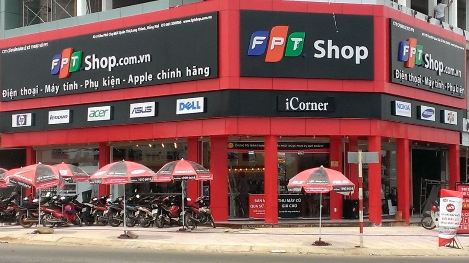 Nên mua điện thoại uy tín ở đâu?