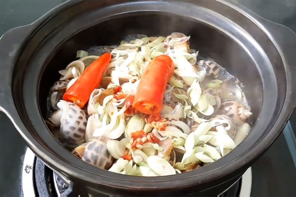 Bước 3: Thành phẩm ốc hương hấp sả