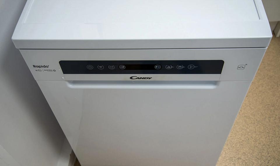 Máy rửa chén Candy - Ảnh 07