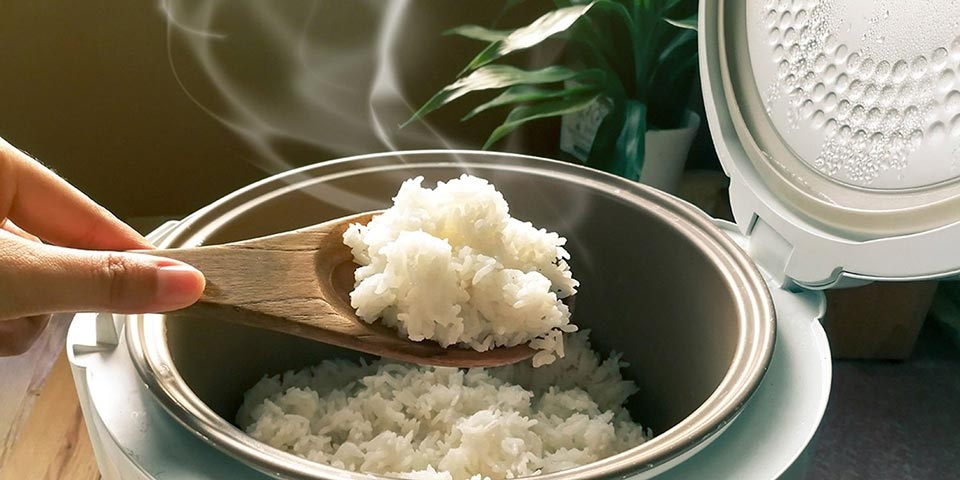 Nồi cơm điện - Ảnh 01