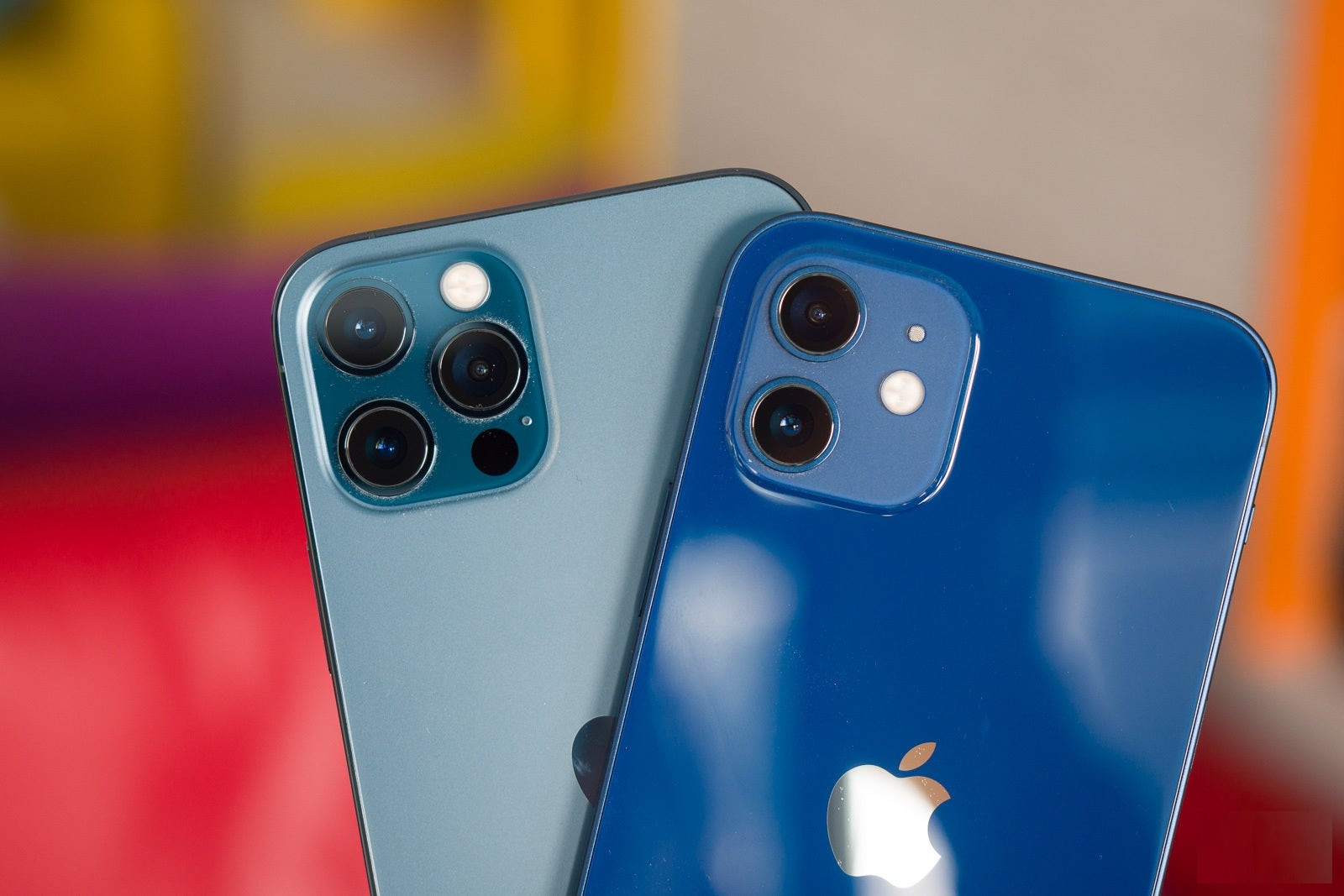 So sánh iPhone 12 và 12 Pro - hình 9