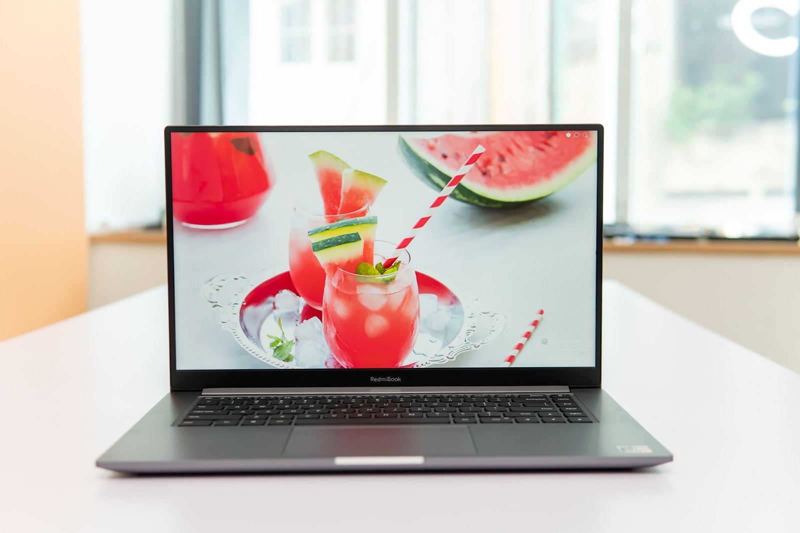 laptop cho sinh viên ngành khoa học máy tính 2024 - hình 2