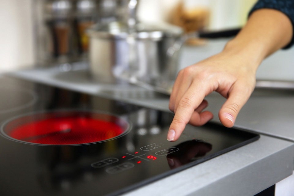 Lỗi E5 bếp hồng ngoại 1