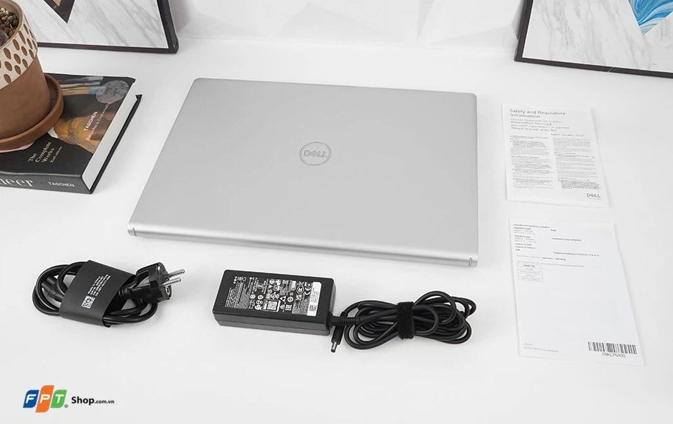 laptop dell cho sinh viên marketing 2024 02