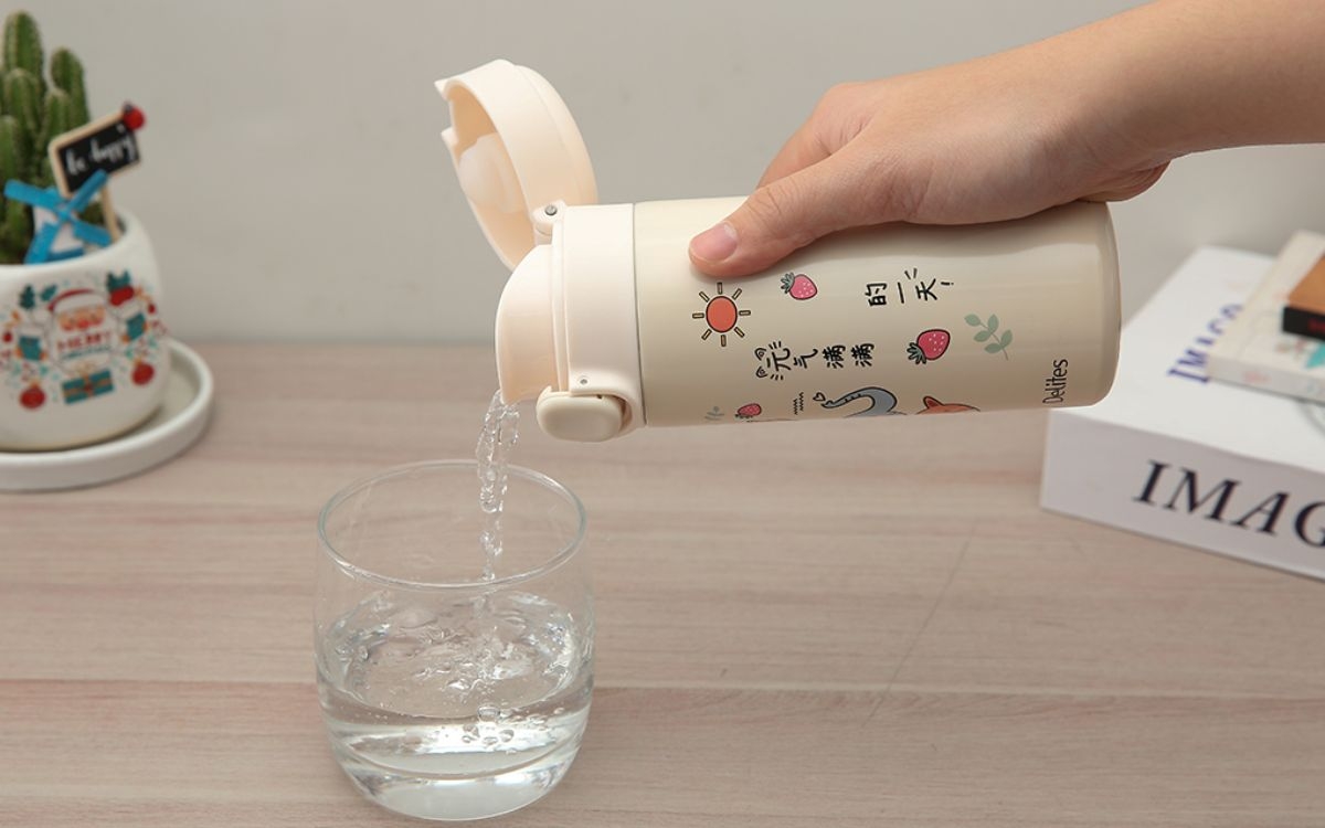 Bình giữ nhiệt hoạt hình (ảnh 2)