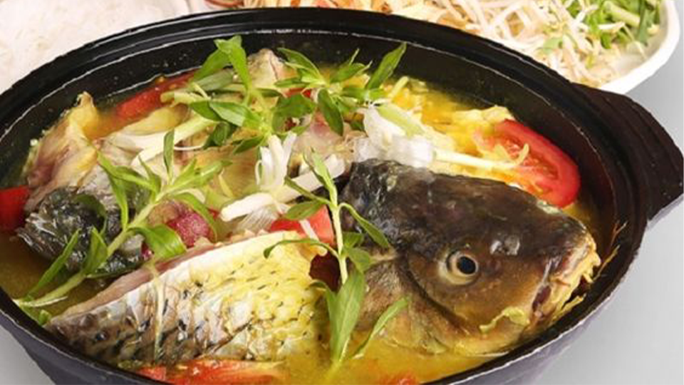 cá chép nấu canh chua