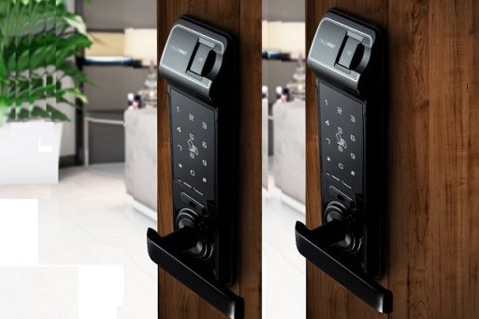Khóa cửa thông minh Hafele.