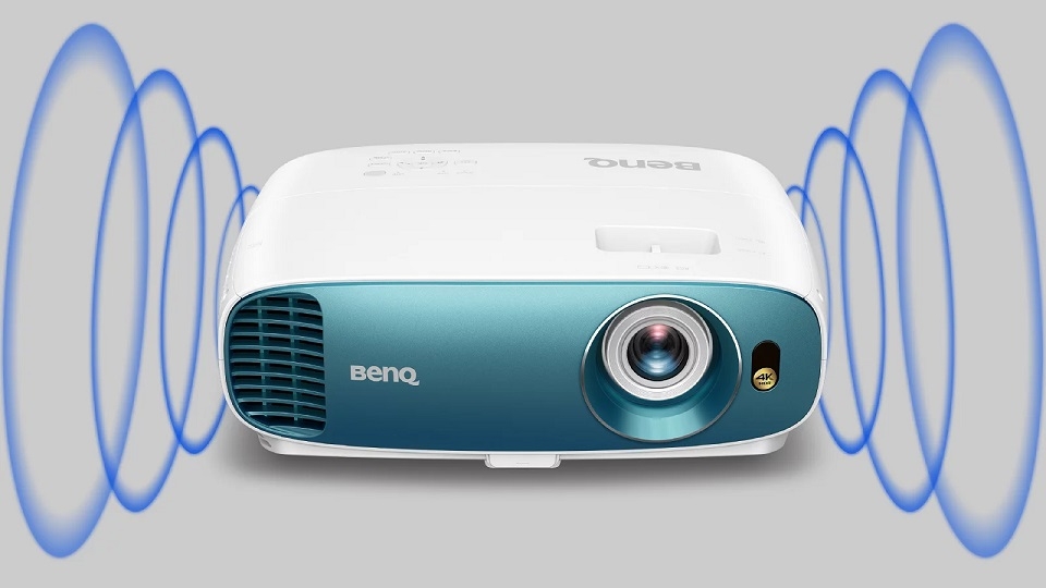 Máy chiếu phim tại nhà BenQ 4K HDR trong không gian sáng
