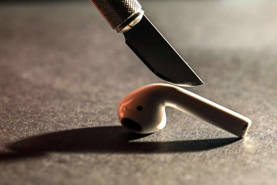 Dấu hiệu AirPods cần thay pin