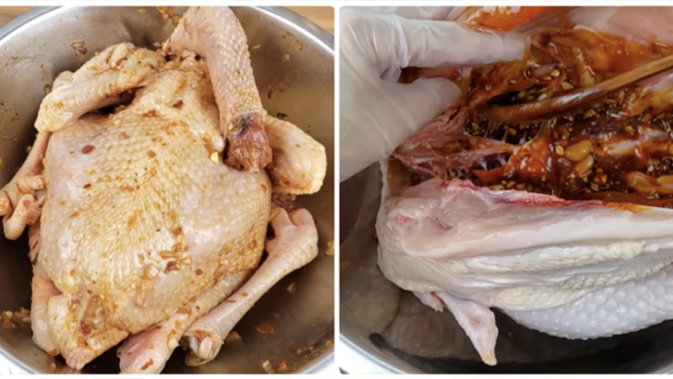 Chuẩn bị thịt gà và ướp gà