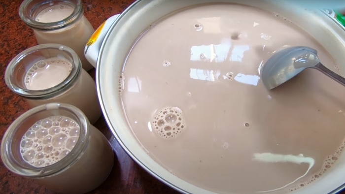 Các bước thực hiện món sữa chua milo (hình 3)