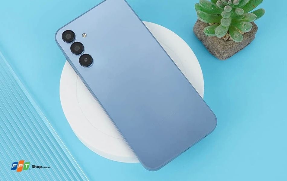 samsung giá 6 triệu 04