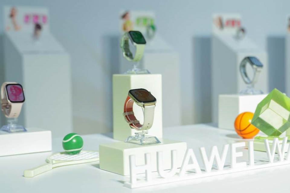 Trên tay nhanh Huawei Watch Fit 3 5