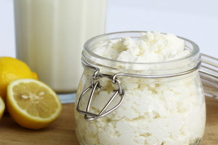 phô mai ricotta 1