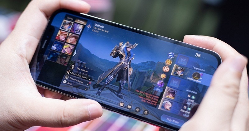 Đánh giá iPhone 11 Pro Max 11