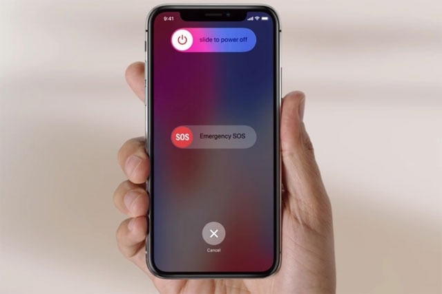 iPhone XS Max bị đơ không tắt nguồn được 4