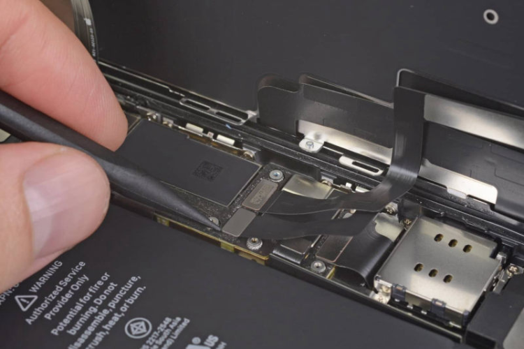 Một số hạn chế khi mua iPhone đã thay pin