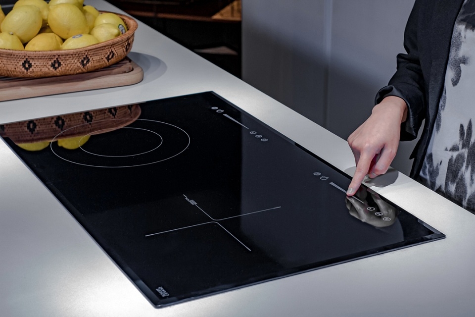 Cách sử dụng bếp từ đôi của Đức đảm bảo an toàn, tiết kiệm điện