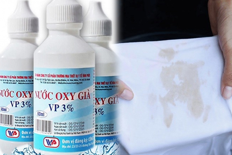 Dùng Oxy già để tẩy thuốc nhuộm tóc dính trên quần áo.
