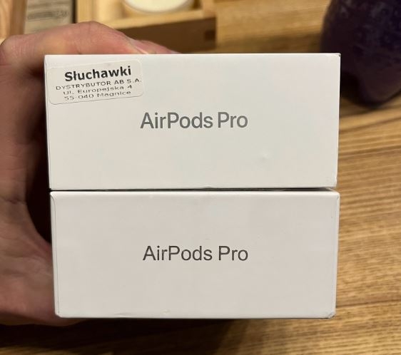 check airpod 4