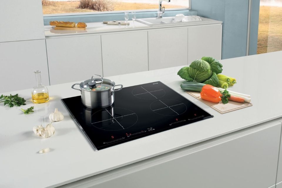 Bếp điện Bosch sở hữu thiết kế sang trọng và cao cấp