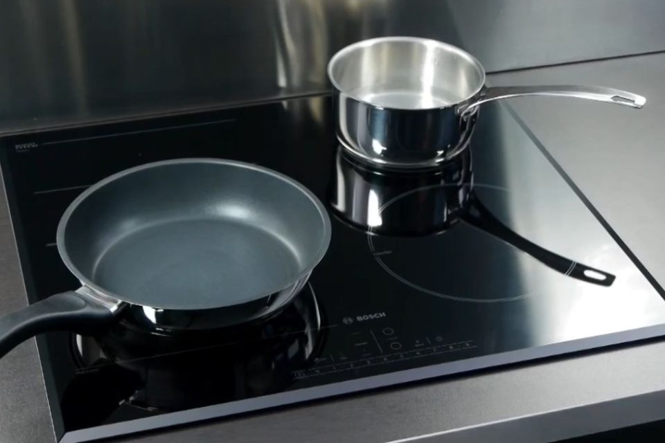 Bếp điện Bosch được trang bị từ 9 đến 17 mức gia nhiệt