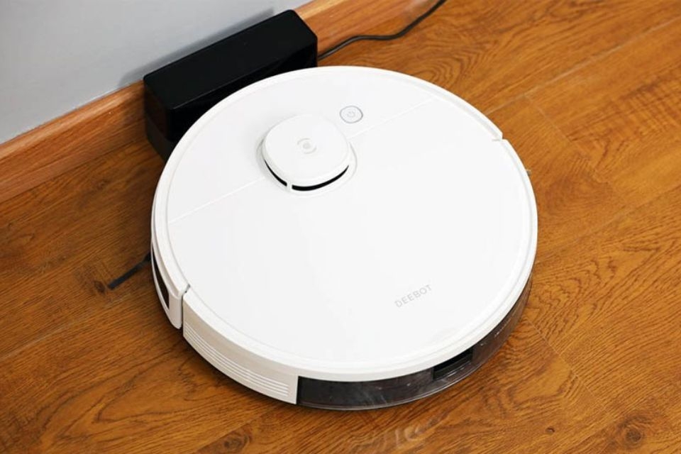 Cách sửa lỗi robot hút bụi không sạc được pin