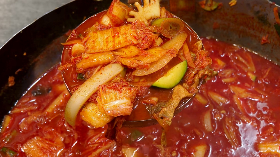 Nước dùng là linh hồn của món ăn