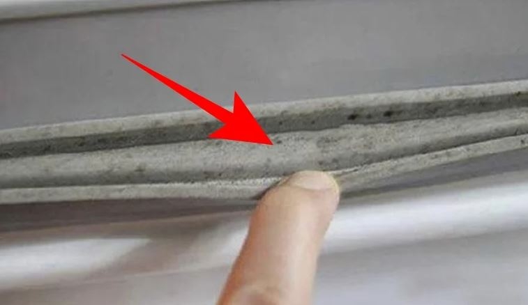 tẩy nấm mốc của gioăng tủ lạnh 1
