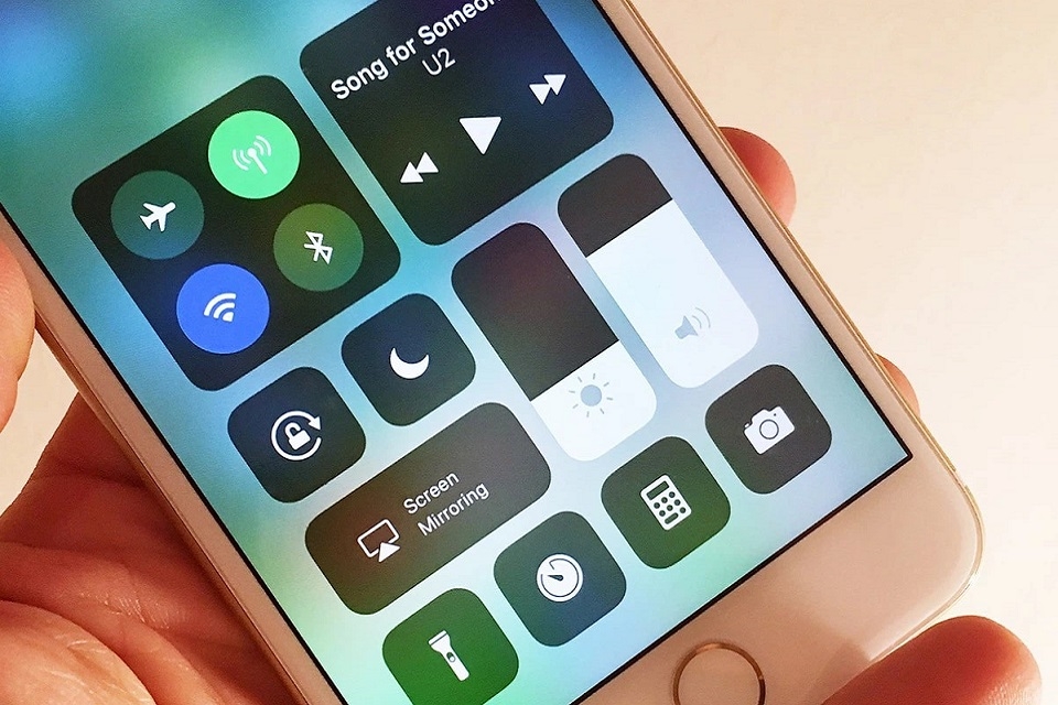 Tại sao bật dữ liệu nhưng không vào được mạng trên iPhone 2