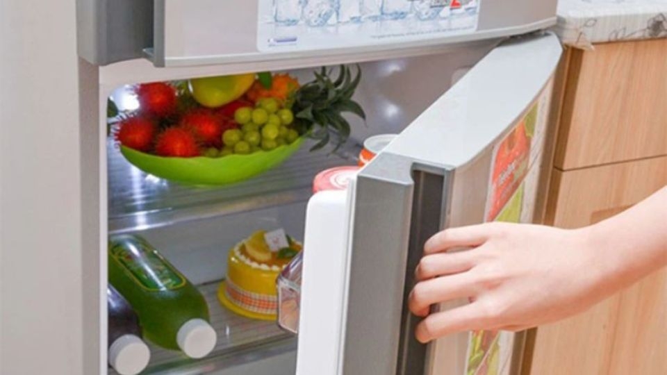 Tủ lạnh chạy liên tục