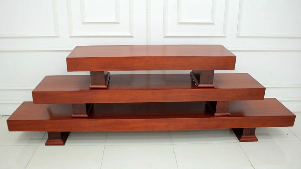Kích thước kệ tivi gỗ nguyên khối