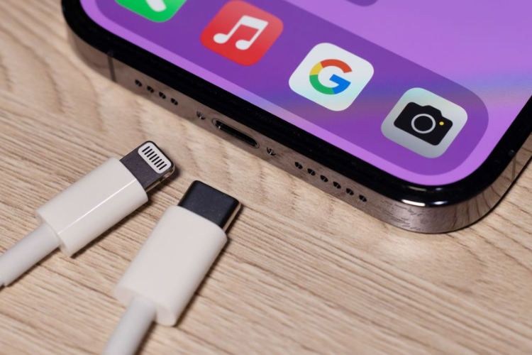Cách sạc pin iPhone khi mới thay pin