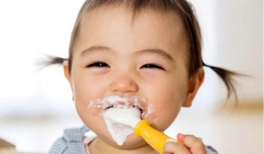 Cách nhận biết váng sữa bị hỏng, bị tách nước và hướng dẫn bảo quản an toàn, lâu dài 2