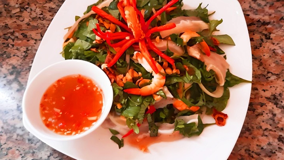 Gỏi xà lách xoong Nhật tai heo.